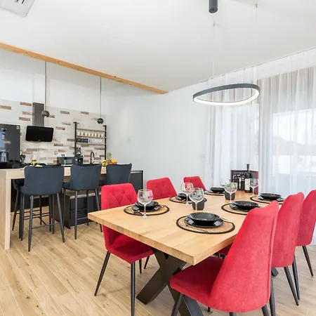 Villa Grofica, New House, Heated Pool, Jacuzzi, Playgroung & Bbq, Near Beaches, - Istria *