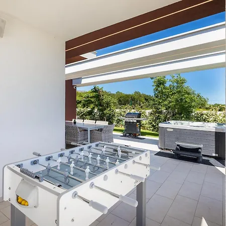 Grofica, New House, Heated Pool, Jacuzzi, Playgroung & Bbq, Near Beaches, - Istria Pula
