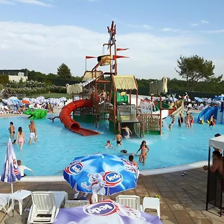 Grofica, New House, Heated Pool, Jacuzzi, Playgroung & Bbq, Near Beaches, - Istria Villa Pula
