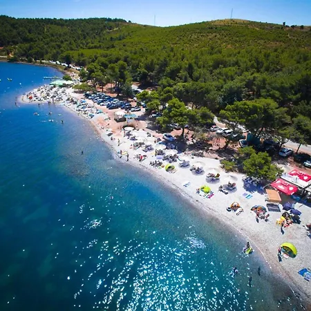 Grofica, New House, Heated Pool, Jacuzzi, Playgroung & Bbq, Near Beaches, - Istria * Pula