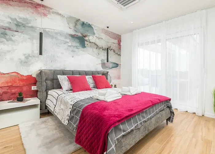 Grofica - Luxury And Romance With Heated Pool, Jacuzzi, Tavern And Proximity To The Sea, - Istria