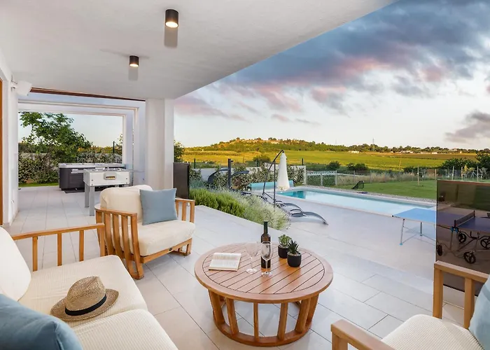 Grofica - Luxury And Romance With Heated Pool, Jacuzzi, Tavern And Proximity To The Sea, - Istria Πούλα