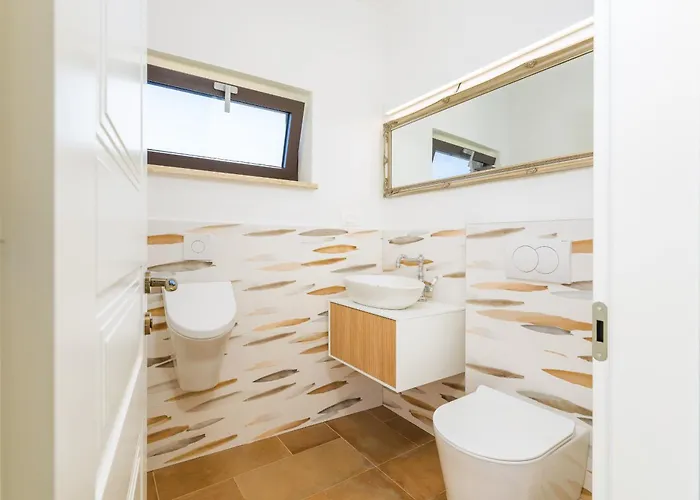 Βίλα Grofica - Luxury And Romance With Heated Pool, Jacuzzi, Tavern And Proximity To The Sea, - Istria Πούλα